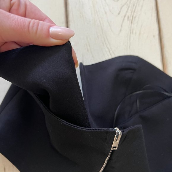 NWT Trendyol plunge corset top in black - Picture 8 of 10